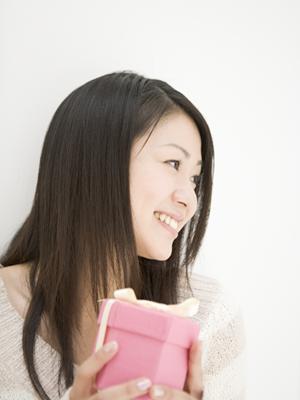 金箔の魅力と選び方ガイド｜高品質素材を使ったクラフト・インテリア活用術